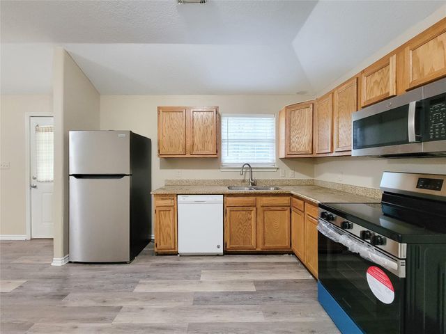 12700 Royal Green Drive, Conroe, TX 77303