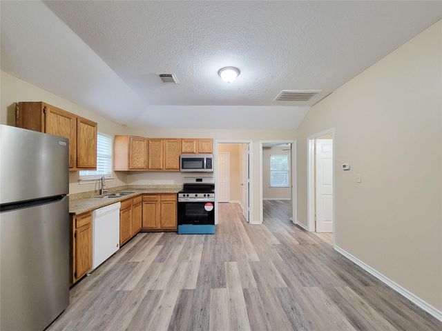 12700 Royal Green Drive, Conroe, TX 77303