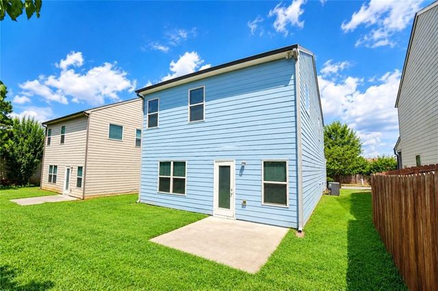 243 Fern Walk, Lawrenceville, GA 30045