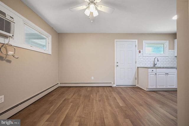 814 NEW CASTLE AVE, Dover, DE 19901