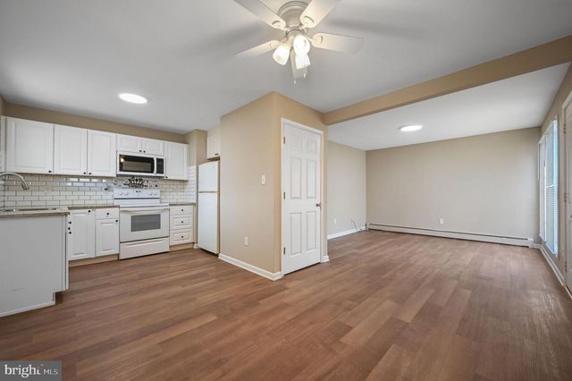 814 NEW CASTLE AVE, Dover, DE 19901
