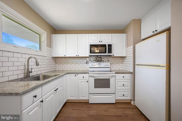 814 NEW CASTLE AVE, Dover, DE 19901