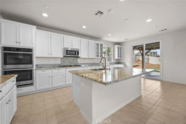 29832 Urtica Court, Menifee, CA 92584