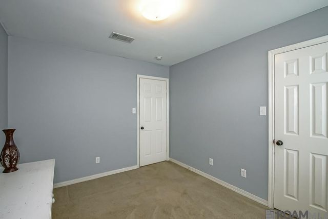 17294 W Autumn Dr, Prairieville, LA 70769