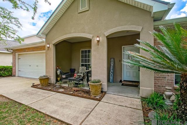 17294 W Autumn Dr, Prairieville, LA 70769
