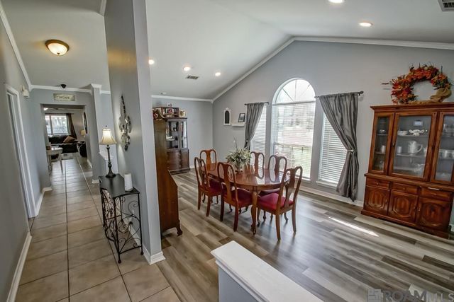 17294 W Autumn Dr, Prairieville, LA 70769