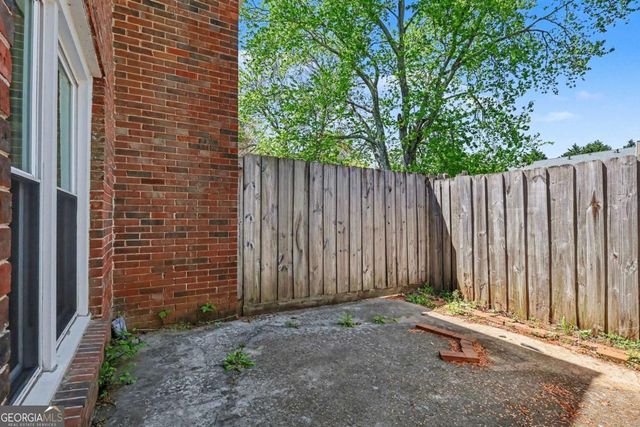 2060 Kings Gate Circle A, Snellville, GA 30078