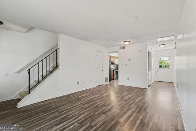 2060 Kings Gate Circle A, Snellville, GA 30078
