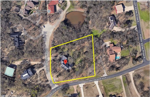 70 Hidden Valley Airpark, Shady Shores, TX 76208