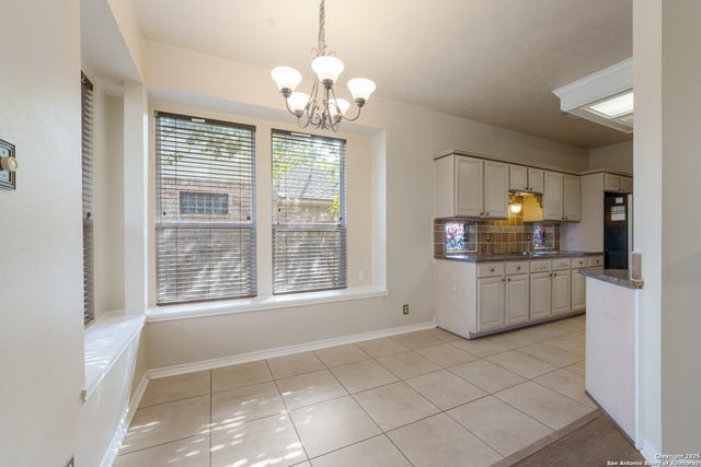 9111 Dapple Gray Ct, San Antonio, TX 78251