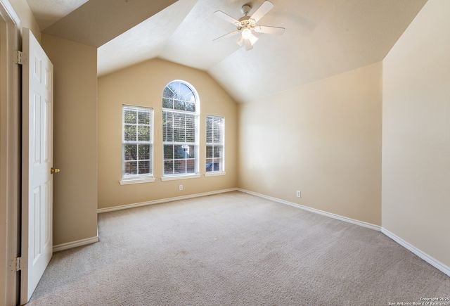 9111 Dapple Gray Ct, San Antonio, TX 78251