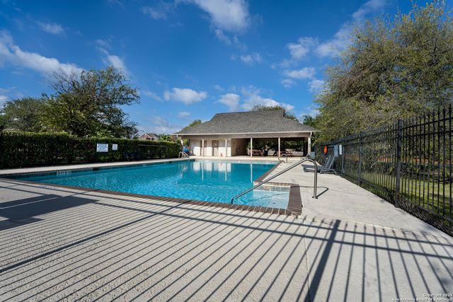 9111 Dapple Gray Ct, San Antonio, TX 78251