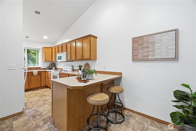 39 Sudden Valley Drive, Bellingham, WA 98229