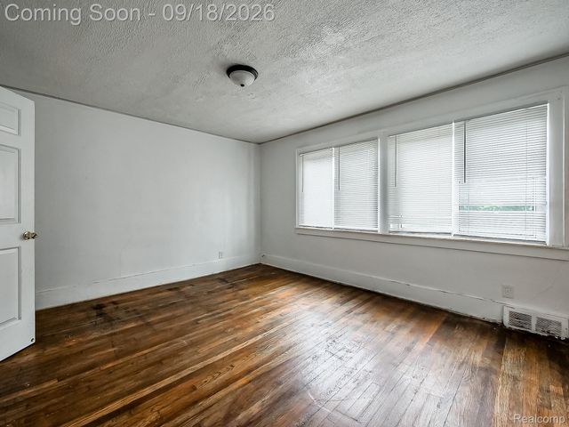 12778 Meyers Road, Detroit, MI 48227