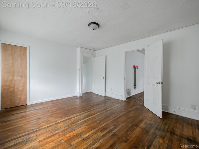 12778 Meyers Road, Detroit, MI 48227