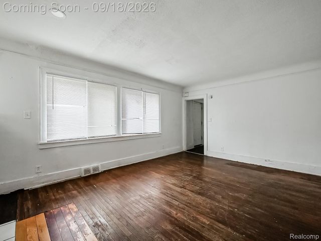 12778 Meyers Road, Detroit, MI 48227