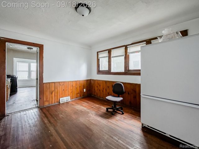 12778 Meyers Road, Detroit, MI 48227