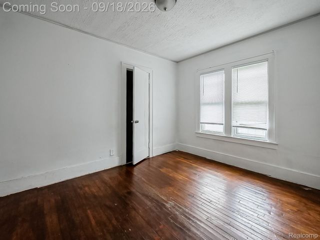 12778 Meyers Road, Detroit, MI 48227