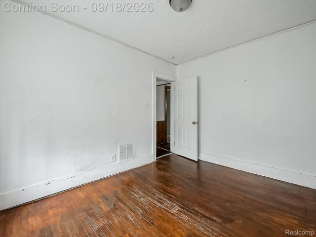 12778 Meyers Road, Detroit, MI 48227