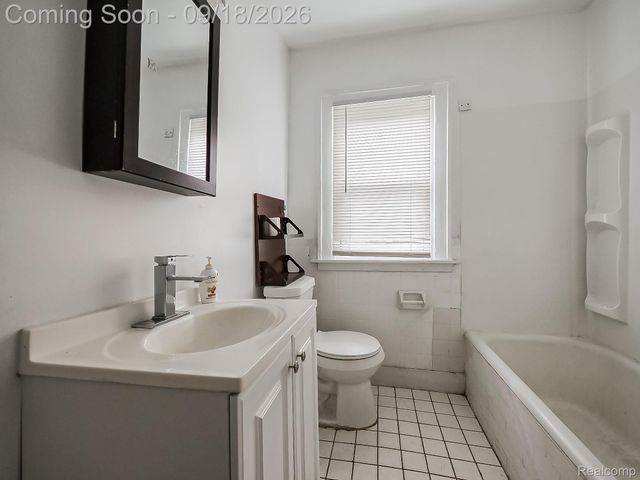 12778 Meyers Road, Detroit, MI 48227