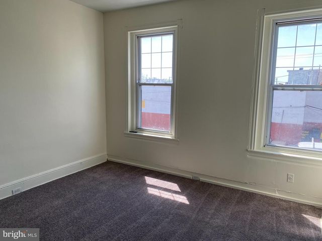 823 N HUTTON ST, Philadelphia, PA 19104