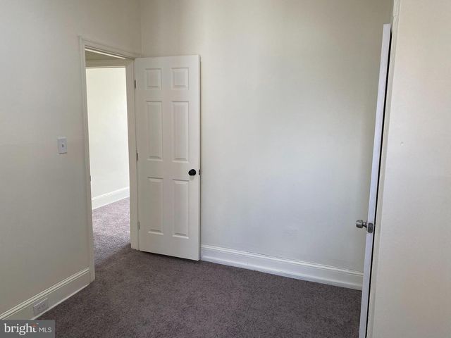 823 N HUTTON ST, Philadelphia, PA 19104