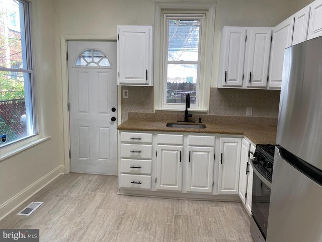 823 N HUTTON ST, Philadelphia, PA 19104
