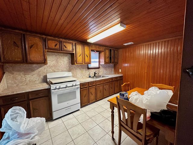 2222 Washington Avenue, Pearland, TX 77581