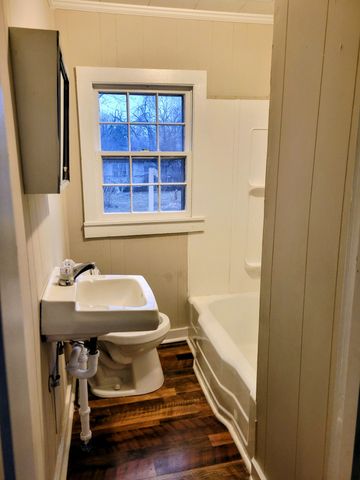 104 Virginia St, Mcminnville, TN 37110