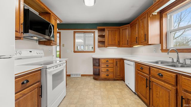 5981 S Sexton Springs Rd, Springville, IN 47462
