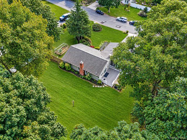 11 Folsom Lane, Coram, NY 11727