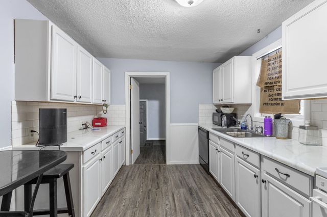 125 Kenwood Avenue, Elkhart, IN 46516