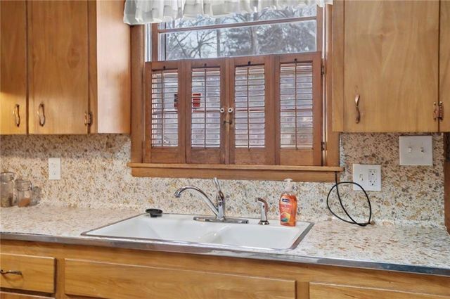 2124 Terrace Road, Lawrence, KS 66049