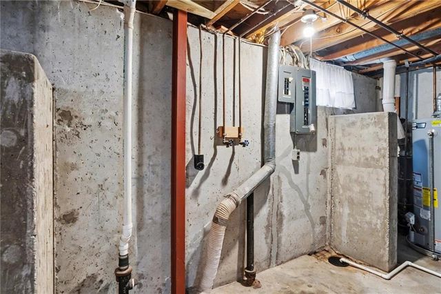 2124 Terrace Road, Lawrence, KS 66049