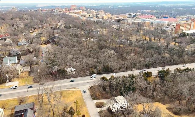 2124 Terrace Road, Lawrence, KS 66049