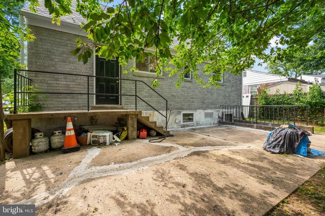 12405 BUSHEY DR, Silver Spring, MD 20906