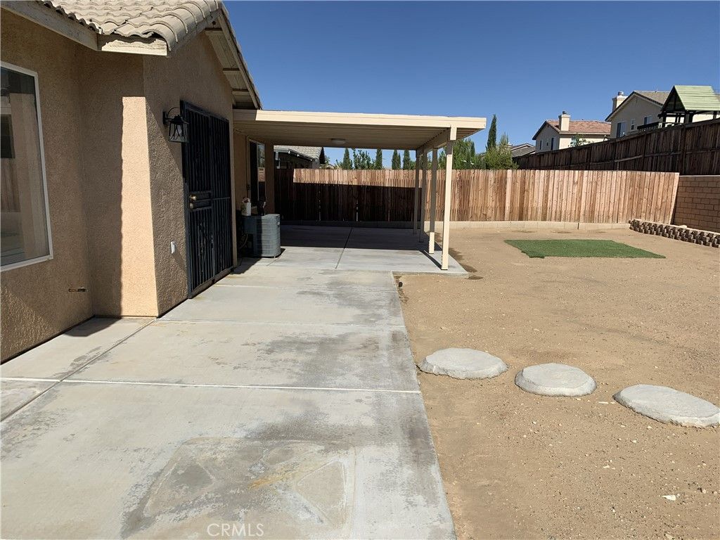 Image 6 of property listing at 11733 Virginia, Adelanto, CA 92301