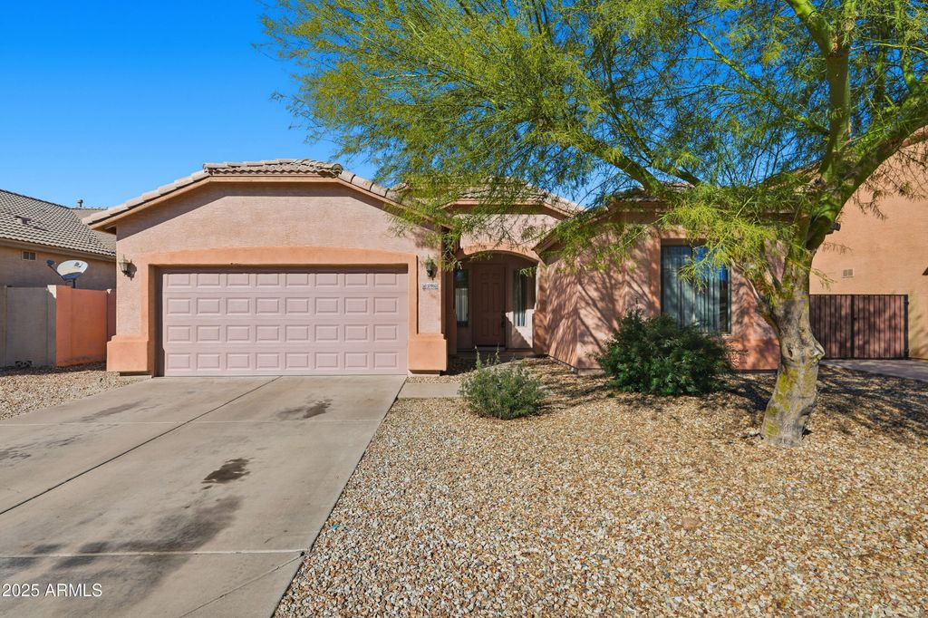 10910 W DAVIS Lane, Avondale, AZ 85323