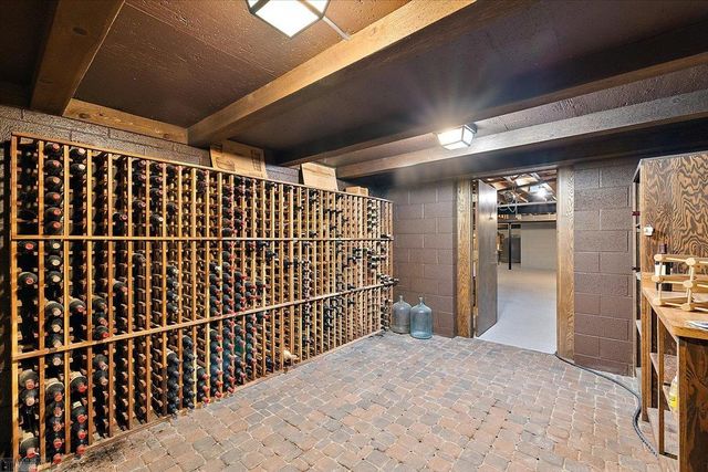 207 Lake Shore Drive, Grosse Pointe Farms, MI 48236