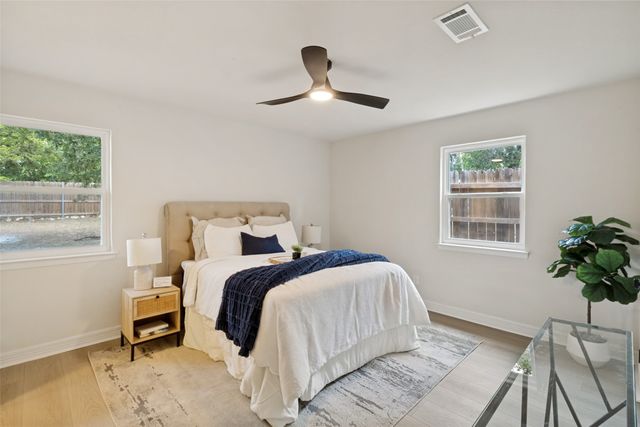 1202 Arizona Avenue, Dallas, TX 75216
