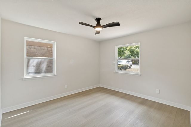 1202 Arizona Avenue, Dallas, TX 75216