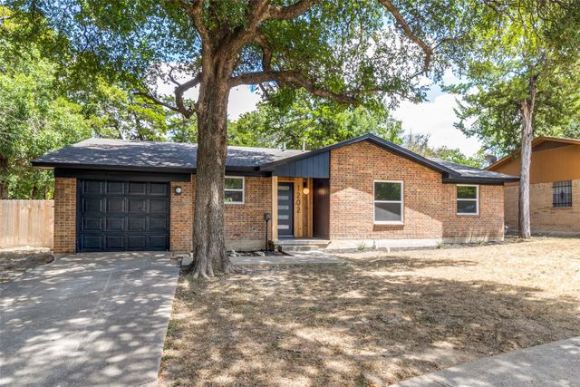 1202 Arizona Avenue, Dallas, TX 75216