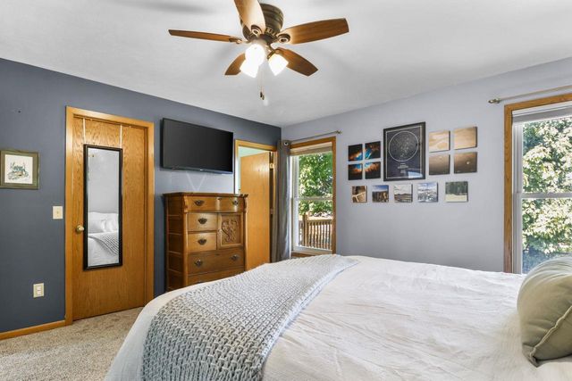 1357 Broadway Drive, Sun Prairie, WI 53590