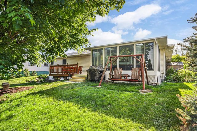 1357 Broadway Drive, Sun Prairie, WI 53590