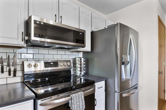 1357 Broadway Drive, Sun Prairie, WI 53590