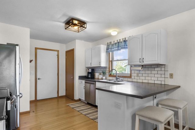 1357 Broadway Drive, Sun Prairie, WI 53590