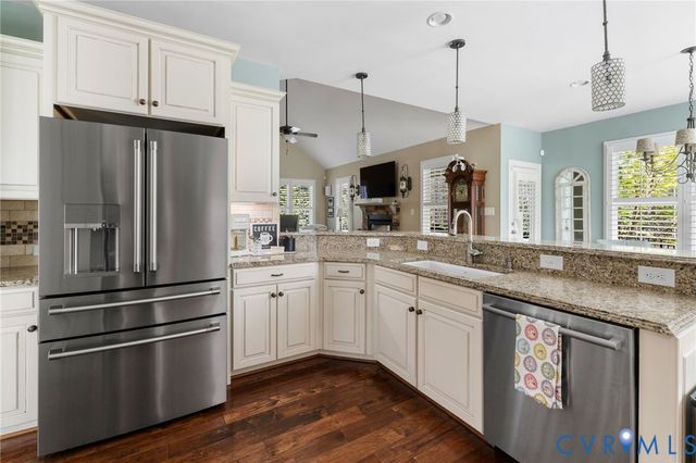 1493 Camberley Dr, Manakin Sabot, VA 23103