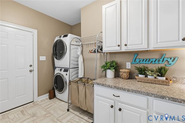 1493 Camberley Dr, Manakin Sabot, VA 23103