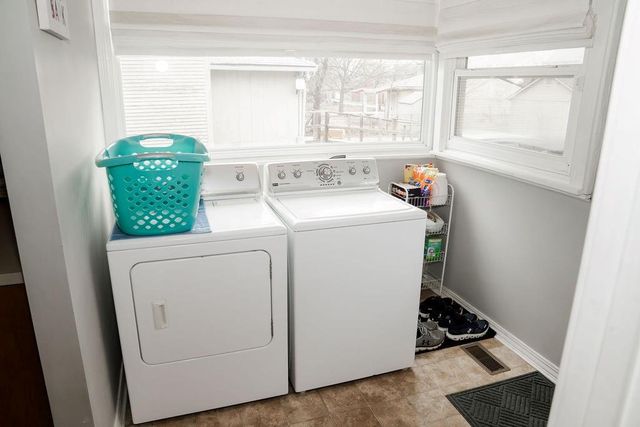 2408 Crawford Avenue, Parsons, KS 67357