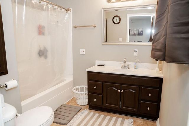 2408 Crawford Avenue, Parsons, KS 67357